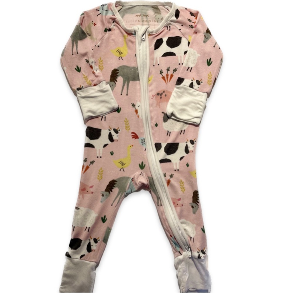 Little Sleepies Zippy Pajamas (farm pink), Size Newborn. We’ll worn- Small hole.